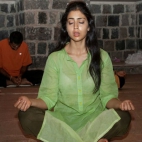 Hot Yoga Pictures Of The Hottest Bollywood Actresses (15)