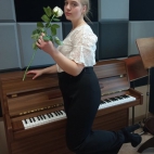 Pianistka i kompozytorka Emanuela Rabinska