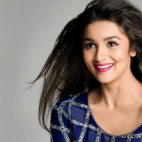 actress_alia_bhatt-1366x768