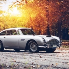 aston-martin-db5-classic-1366x768