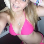 1e7a4cc5272c762d516e8f73bc9ea6a1--hot-pink-bikini-bikini-beach