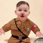 mały Adolf