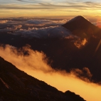 sunrise_over_acatenango_volcano_guatemala-wallpaper-1920x1080