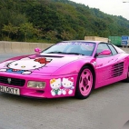 Hello Kitty Car :D