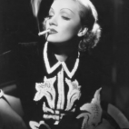 Marlene Dietrich piersi - Sex