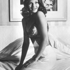 Rita Hayworth piersi - Sex