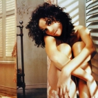 Claudia Carlos z TVN 2