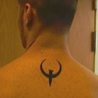 tatuaz z logo2 quake