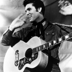 Elvis Presley biografia