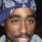 Tupac Shakur fotki