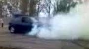 Opel Astra -  palenie gumy