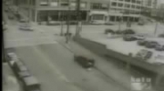 wypadek wielkiej ciężarówki na ulicy