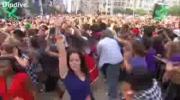 Niesamowity flashmob z udziałem Black Eyed Peas