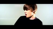 Justin Bieber-Love Me (video)