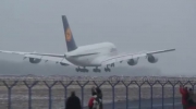 Airbus A380 odwiedził Okęcie