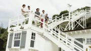 One Direction - What Makes You Beautiful. (official music  video)