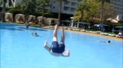 rusek Łamie kREGOSUPA na basenie podczas pierwszego wyjazdu na wakacje