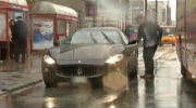 Zakup Kontrolowany - Kornacki i Socha Urwanie drzwi w Maserati