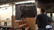 Robot chodzący po schodach