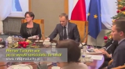 Karolina Elbanowska vs Donald Tusk - DLACZEGO ???