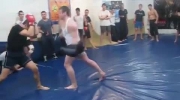 Rosyjski sparing: bokser vs kickboxer