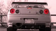 klip z Nissanem Skyline GT-R R34