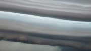 Chemtrails / HAARP - Stunning Shelf Cloud Streaks Across Sky (Hiawatha. Kansas, USA 2019)