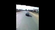 Pijany kierowca potrąca dwie osoby