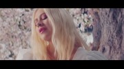 Christina Aguilera, A Great Big World - Fall On Me