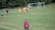 Gol z rzutu wolnego Mariusz Haluszka