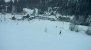 szalony narciarz na dlugiej polanie w nowym targu