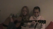 Zombie - Cranberries - spiewane i grane przez małe dziewczynki ;)