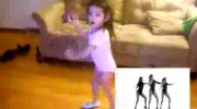 Mała dziewczynka pociska w rytm Beyonce