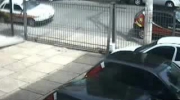 Kobieta Uderzyła Dwukrotnie w zaparkowany Skuter