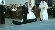 Świadek zemdlał na ślubie