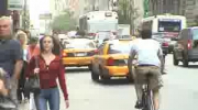 Przybij piątke! Akcja rowerzysty w Nowym Jorku.