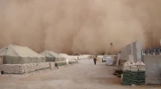 Burza piaskowa w Iraku 27.04.2005