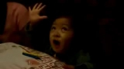 Whatever - wykonanie mała chińska dziewczynka